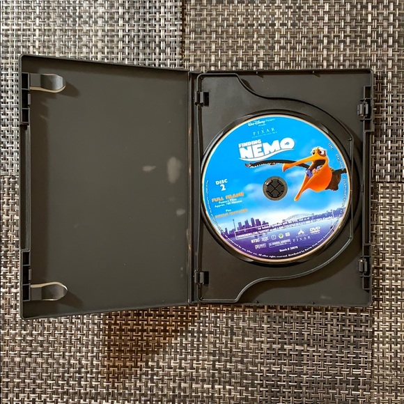 🍁5 for $10🍁 Finding Nemo CD Disk 2 - Picture 3 of 6